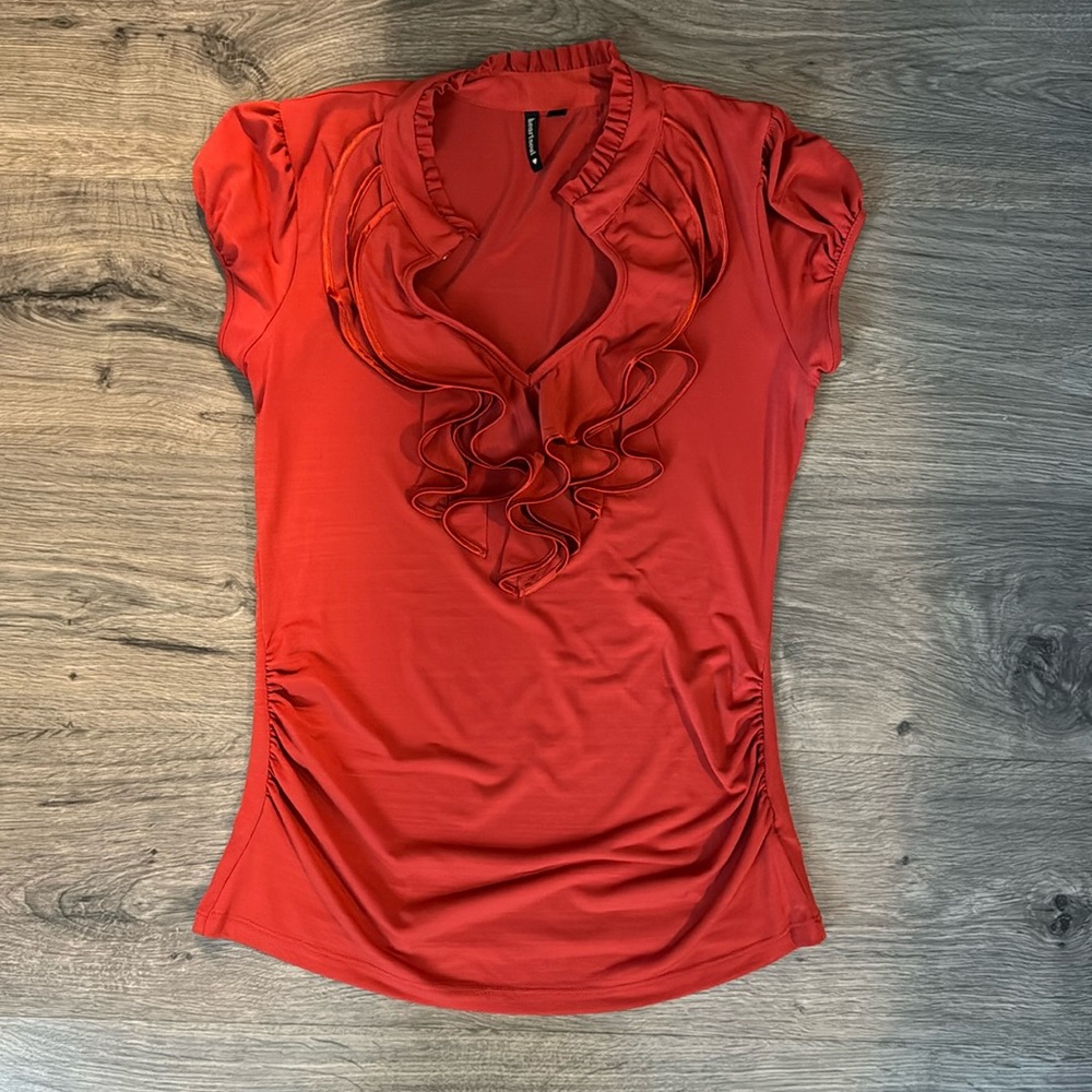 Very cute, flattering top